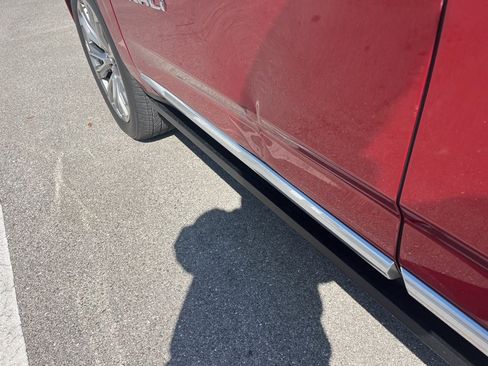 Used 2021 GMC Yukon Denali w/ Denali Premium Package image 15