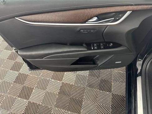Used 2019 Cadillac XTS Luxury FWD image 18