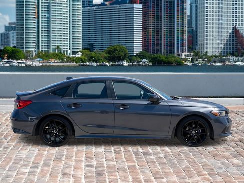 Certified 2024 Honda Civic Sport image 4