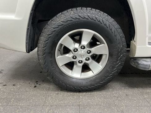 Used 2011 Toyota 4Runner SR5 w/ Convenience Pkg AWD/4WD image 30