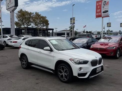 Used 2018 BMW X1 sDrive28i FWD image 3