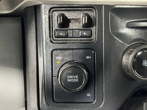 Used 2024 Ford F250 XL AWD/4WD image 20