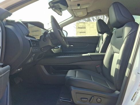 New 2025 Nissan Murano SV image 8