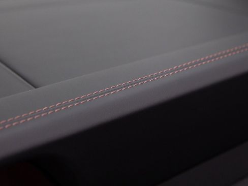 Certified 2025 Porsche 911 Carrera image 24