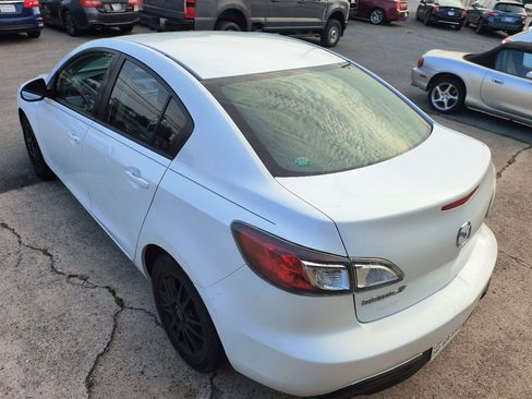 Used 2010 MAZDA MAZDA3 i Touring image 37