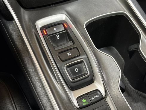 Used 2022 Honda Accord Touring image 18