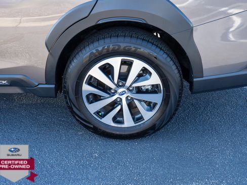 Used 2024 Subaru Outback Premium w/ Popular Package #1A image 9