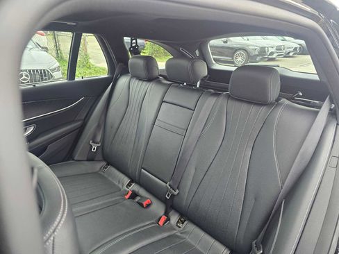 Used 2020 Mercedes-Benz E 450 4MATIC Wagon image 19
