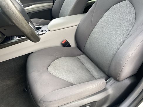 Used 2022 Toyota Camry LE FWD image 15