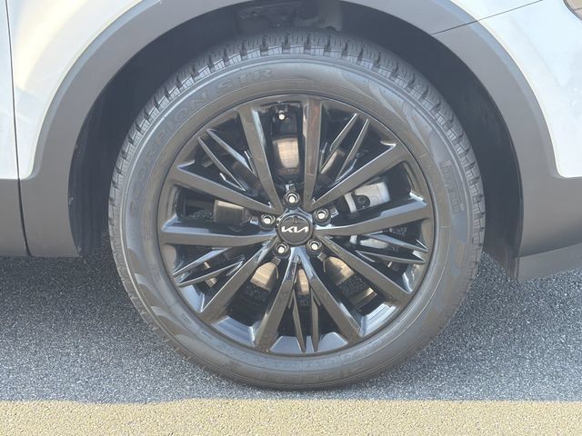 Used 2022 Kia Telluride SX FWD image 14