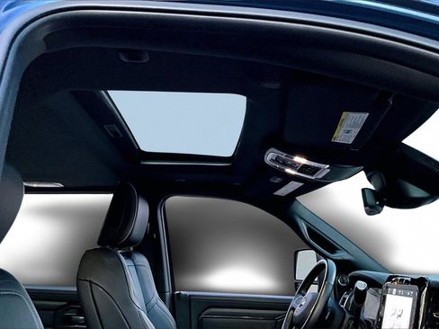 Certified 2024 RAM 2500 Limited image 16