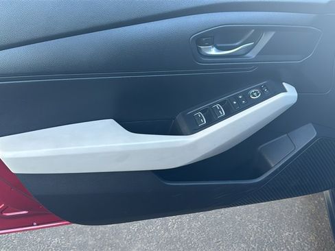 Used 2024 Honda Accord LX image 17