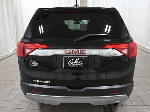 Used 2017 GMC Acadia SLE image 12