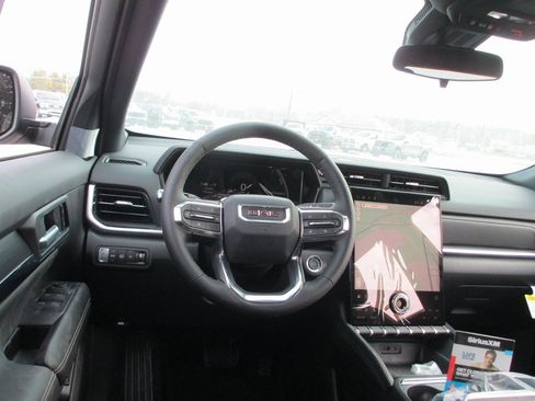 New 2026 GMC Terrain Elevation image 12