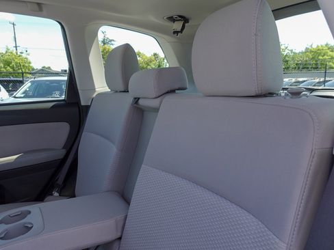 Used 2016 Subaru Forester 2.5i Premium w/ All-Weather Package image 23