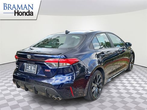 Used 2023 Toyota Corolla XSE image 3