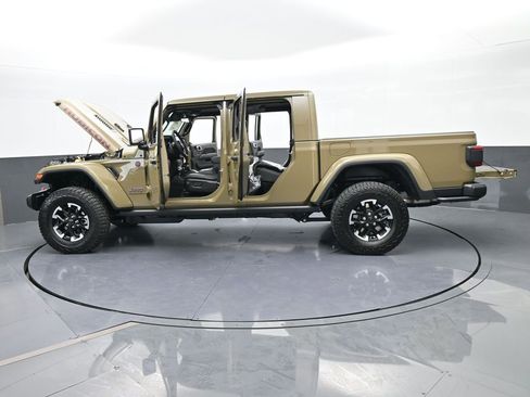 New 2026 Jeep Gladiator Rubicon w/ Steel Power Dome Hood Package AWD/4WD image 69
