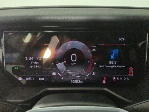 Certified 2025 GMC Acadia Elevation AWD/4WD image 24