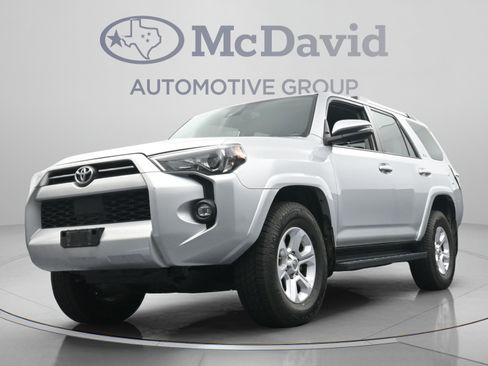 Used 2021 Toyota 4Runner SR5 Premium AWD/4WD image 26