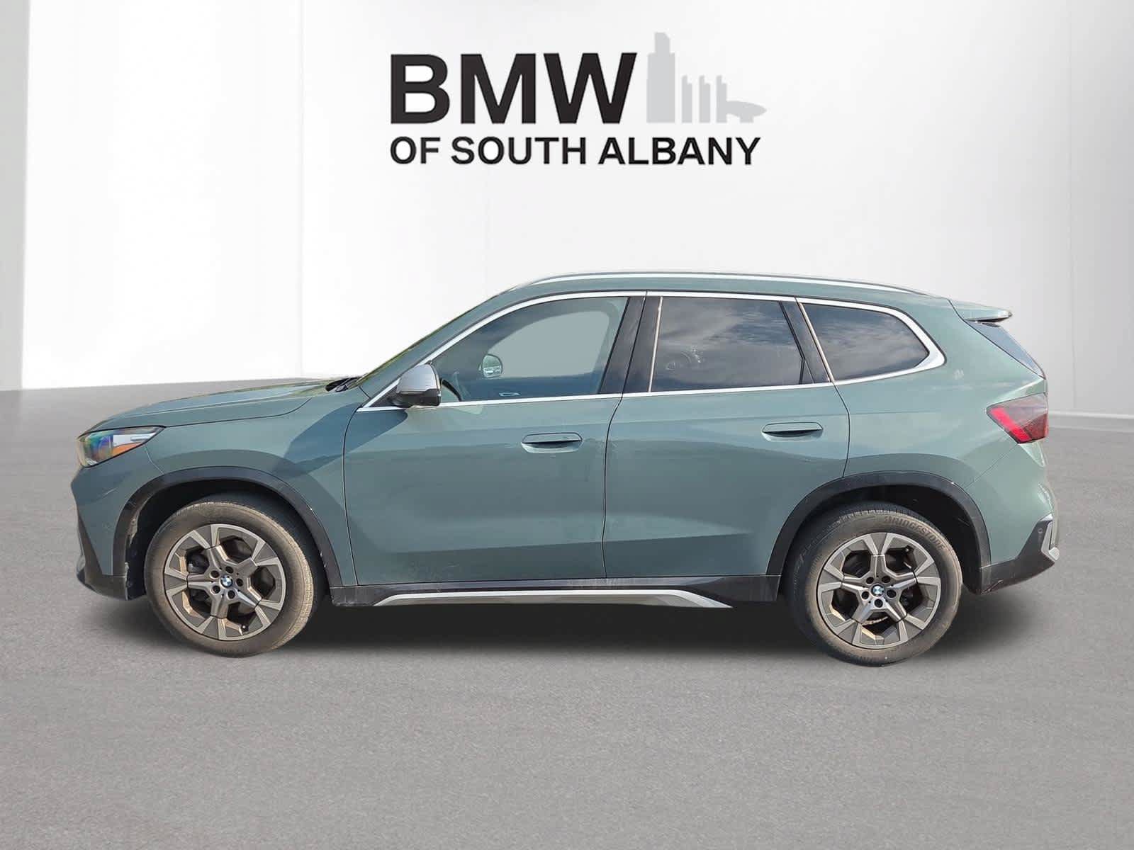 Used 2024 BMW X1 xDrive28i w/ Technology Package AWD/4WD image 2