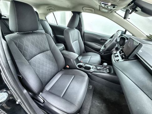 Used 2024 Toyota Corolla LE FWD image 23