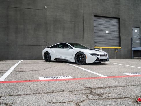 Used 2014 BMW i8 image 50