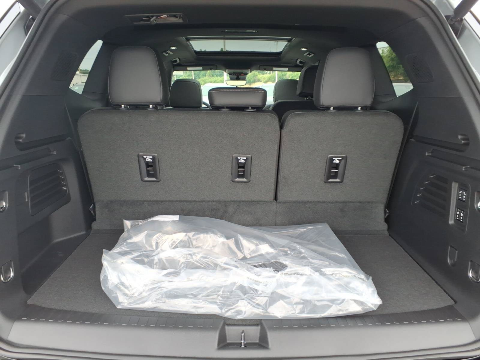 New 2026 Buick Enclave Sport Touring w/ Power Package FWD image 21