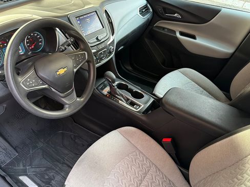 Used 2024 Chevrolet Equinox LS w/ LS Convenience Package image 10