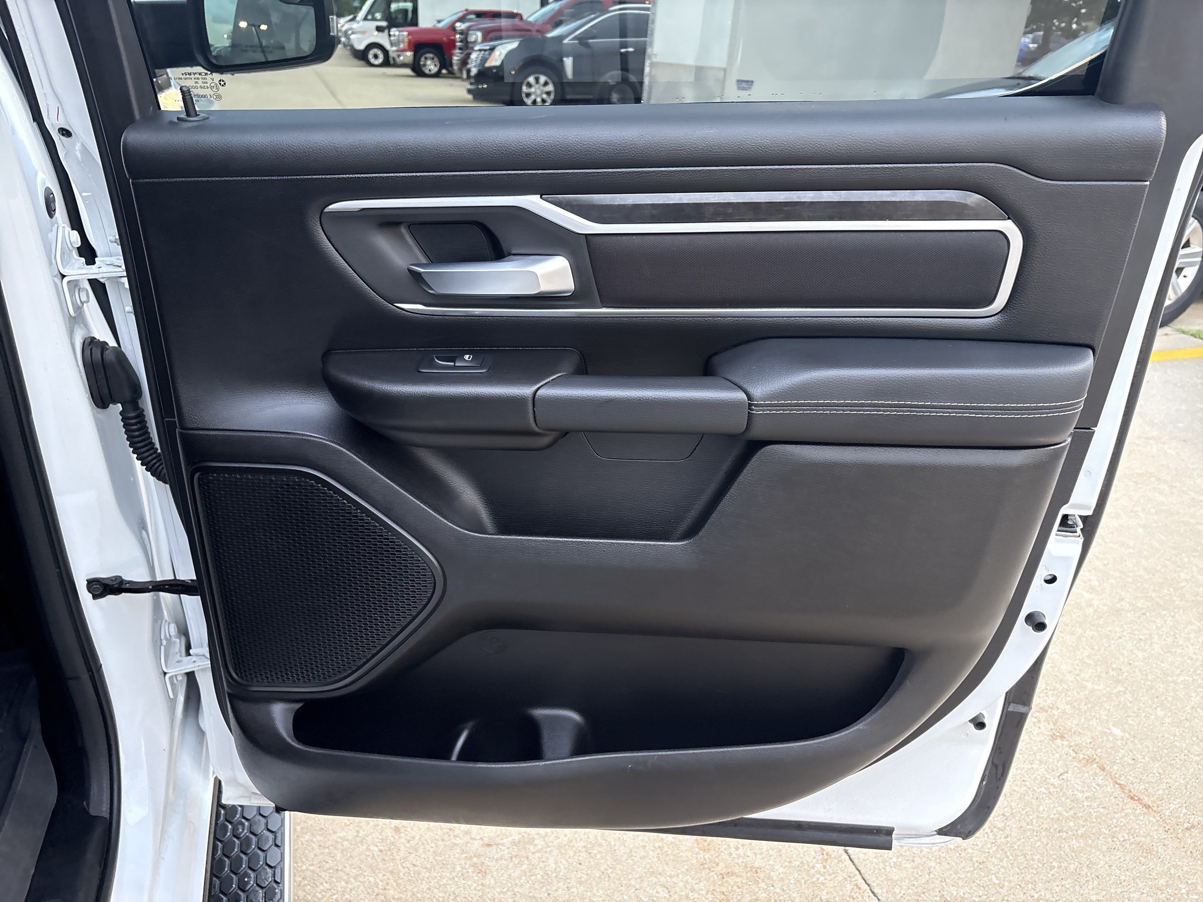 Used 2023 RAM 1500 Big Horn AWD/4WD image 15