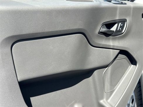 New 2025 Ford Transit 250 148 Medium Roof image 16