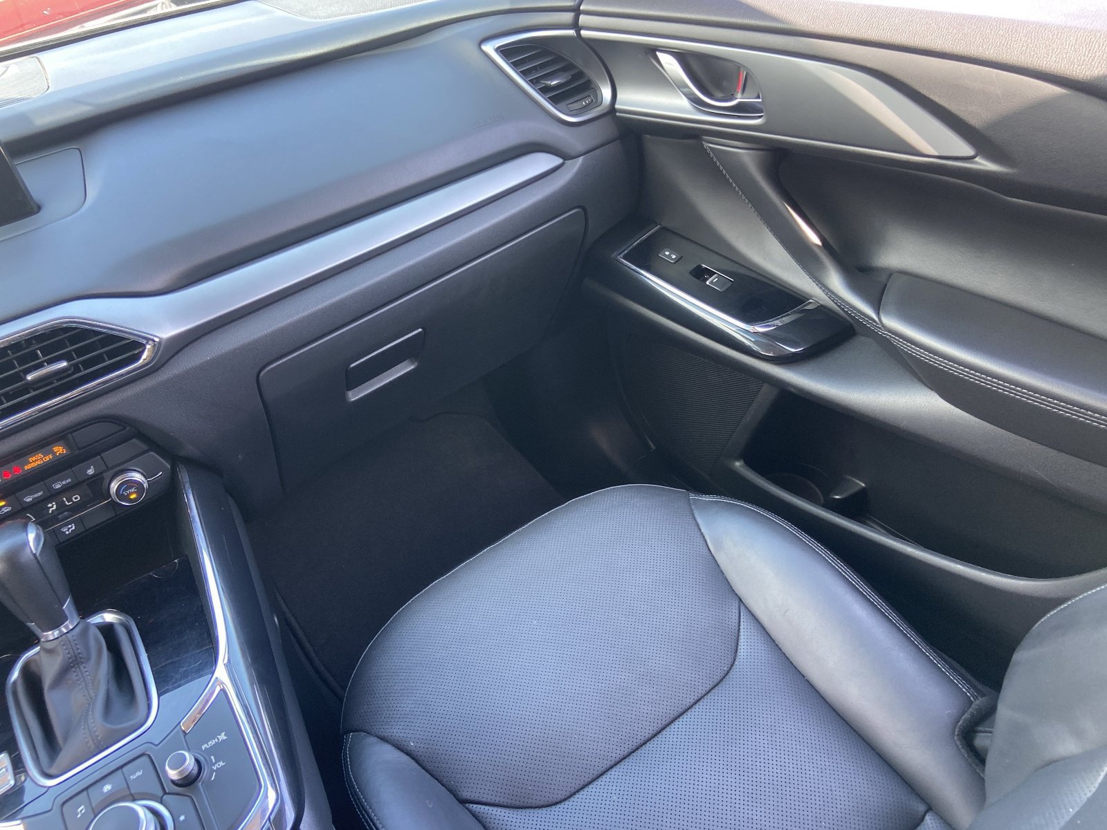 Used 2019 MAZDA CX-9 Touring FWD image 18