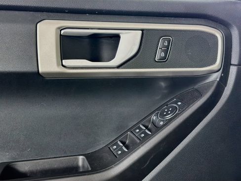 Used 2023 Ford Explorer 4WD image 19