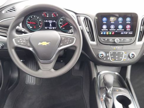 Used 2024 Chevrolet Malibu LT FWD image 21