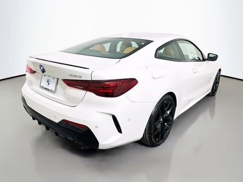 New 2026 BMW 430i Coupe w/ M Sport Package image 5
