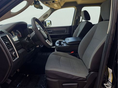Used 2024 RAM 1500 Classic SLT AWD/4WD image 13