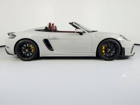 Certified 2021 Porsche 718 Boxster Spyder image 11