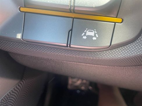 Used 2019 Hyundai Veloster Turbo R-Spec image 12