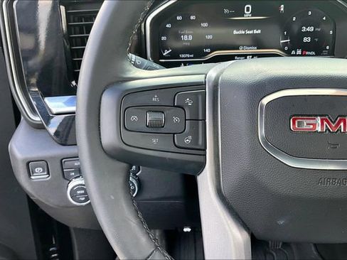 Used 2024 GMC Sierra 1500 Elevation w/ LPO, Elevation Black Package image 12