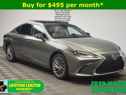 Used 2019 Lexus ES 350 Ultra Luxury w/ Accessory Package 2