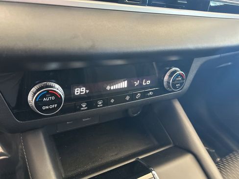 Used 2023 Mitsubishi Outlander ES image 41