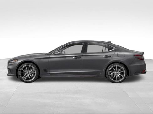 Used 2025 Genesis G70 2.5T RWD image 38