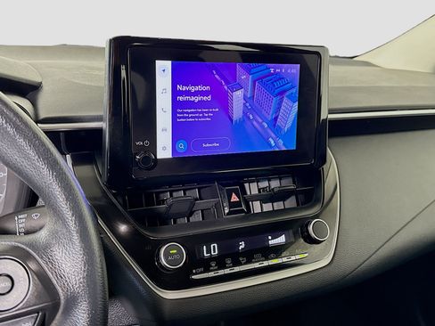 Used 2024 Toyota Corolla LE image 18