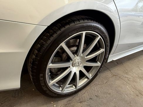 Used 2015 Mercedes-Benz S 63 AMG 4MATIC Sedan image 37