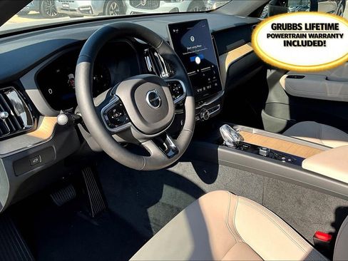 New 2026 Volvo XC60 B5 Plus w/ Protection Package Premier image 20