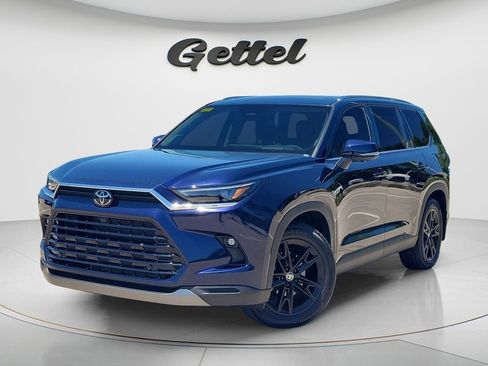 Used 2025 Toyota Grand Highlander AWD image 1