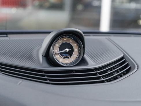 Used 2020 Porsche Taycan Turbo S image 14