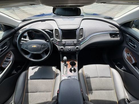 Used 2014 Chevrolet Impala LT w/ Premium Seating Package FWD image 25