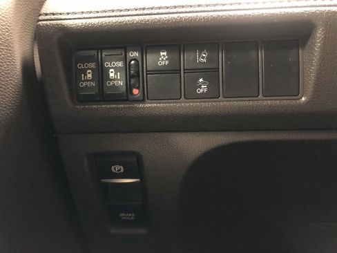 Used 2019 Honda Odyssey EX image 21