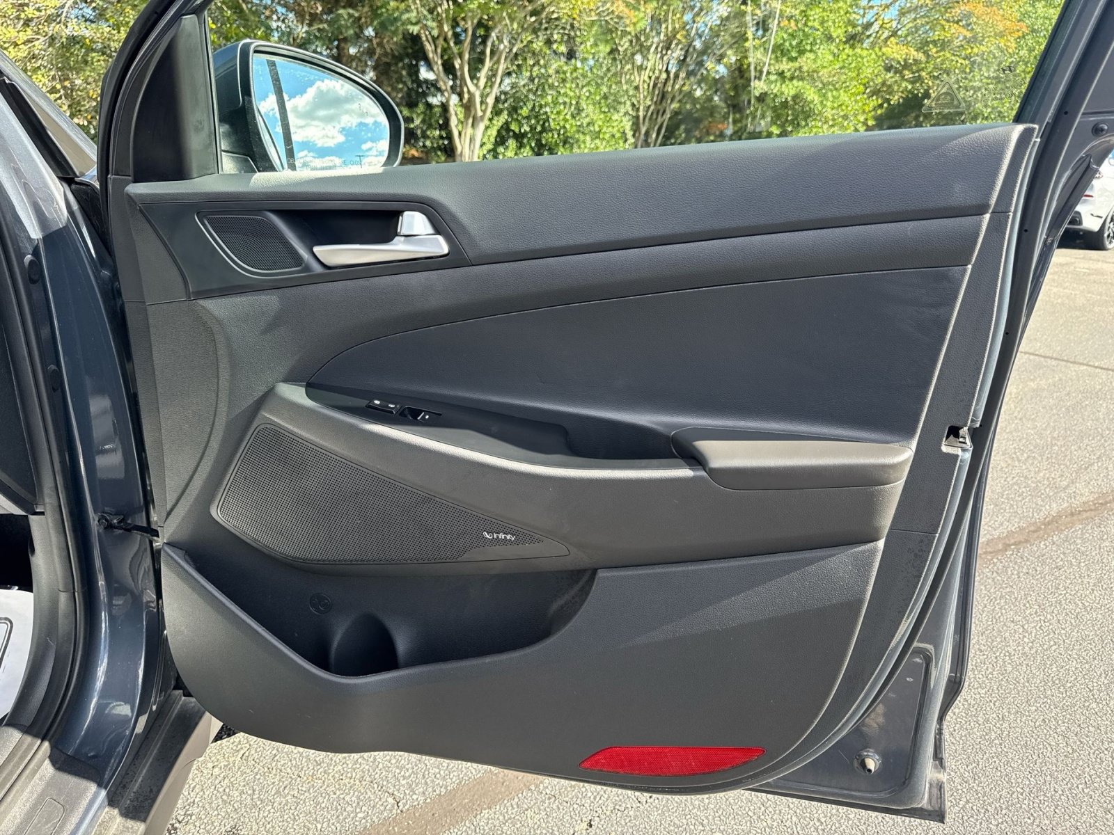 Used 2021 Hyundai Tucson Limited w/ Cargo Package FWD image 31