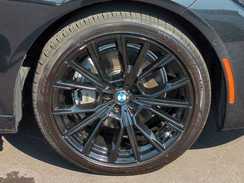 Used 2020 BMW 740i w/ M Sport Package image 10